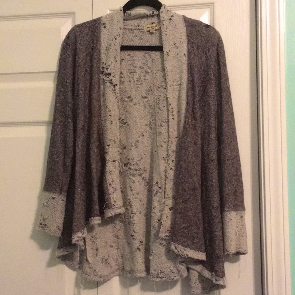 Distressed grey cardigan size XL